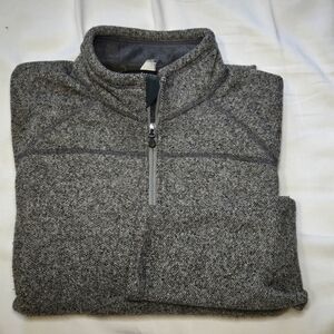 Fleece 1/2 zipper with pocket from MEC  size L/G